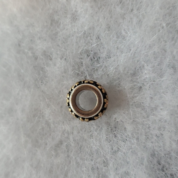 Pandora enamel, crystal and gold flower charm - Picture 3 of 3